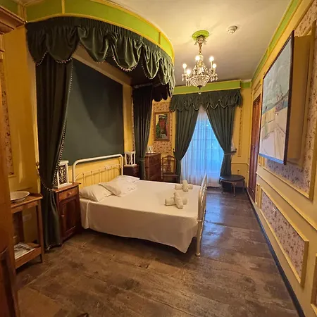 Buen Retiro Casa De La Musica Y El Sonido מלון