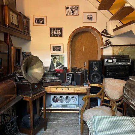 Buen Retiro Casa De La Musica Y El Sonido *