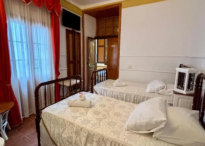 Buen Retiro Casa De La Musica Y El Sonido Ξενοδοχείο *